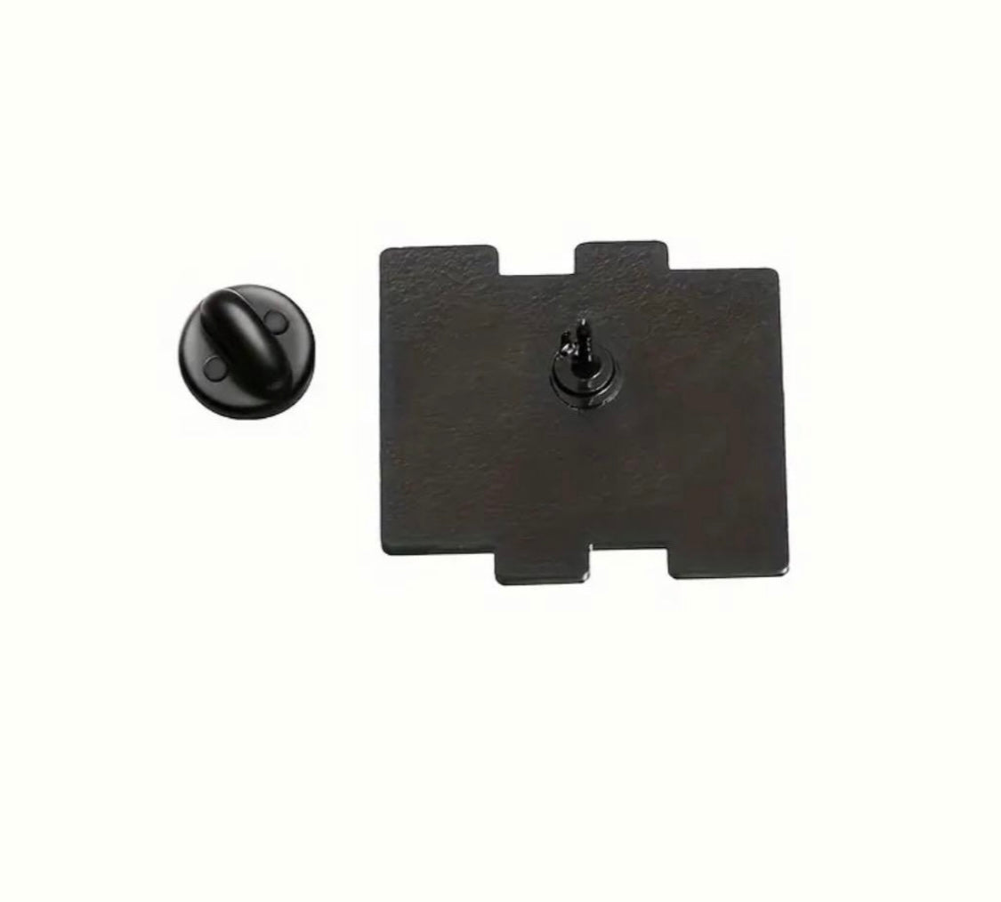 Horror portrait enamel pin