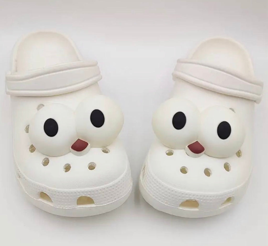 2 piece Cute and funny big eyes shoe charms