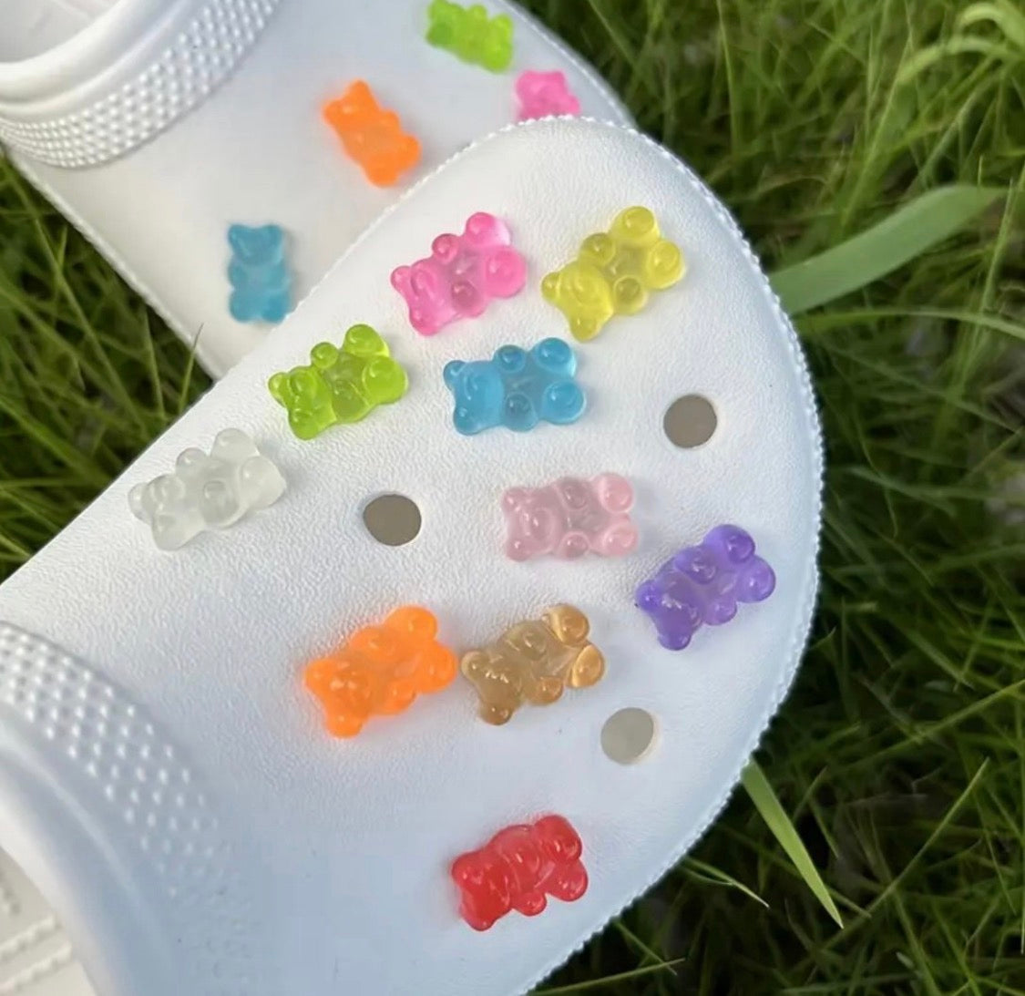 Cute 12 piece bears shoe charms