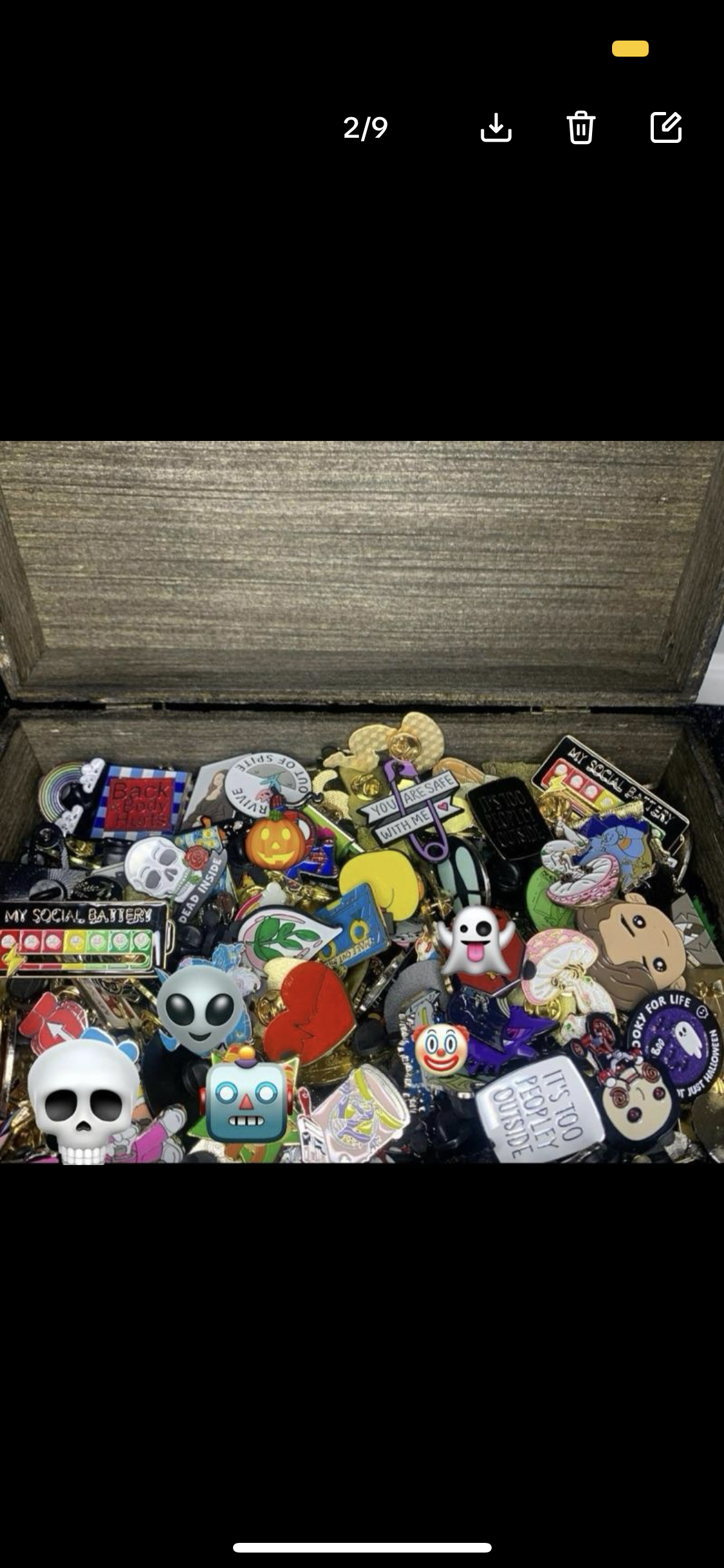 5 piece enamel pin scoop